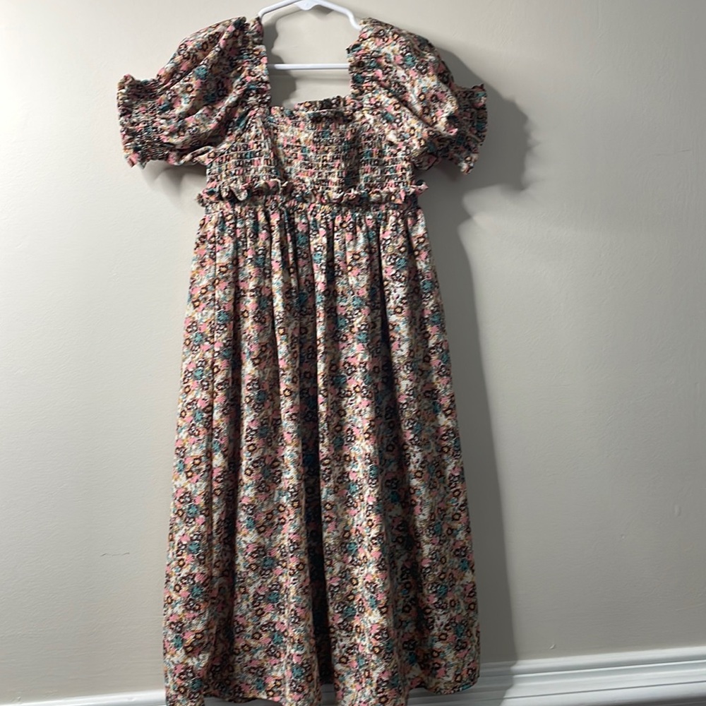 Bonnie Jean smocked summer floral dress. Size 7.